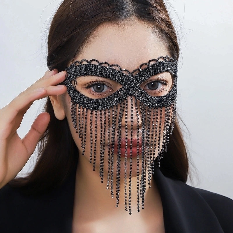 Sexy Rhinestone Hollow Out Braid Mask for Women Solid Color Alloy Queen Style 1 Piece|Fashion Accessories