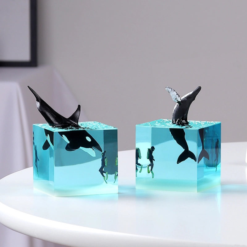 Minimalist Whale Resin LED Night Light for Daily Holiday Decor|Home Decor & Lighting