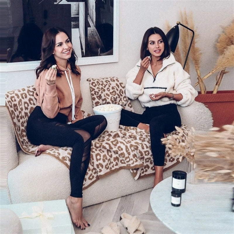 Leopard Print Polyester Throw Blanket for Couch and Sofa | Home Decor & Bedding