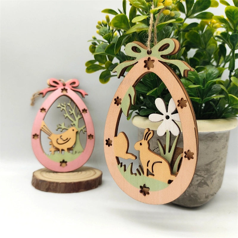 Elegant Easter Floral Wood Boxwood Hanging Ornament for Holiday Decoration | Home Decor & Seasonal Ornaments