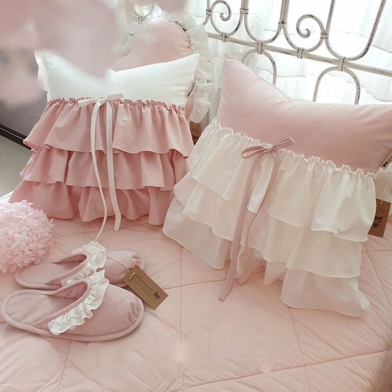 Casual Elegant Cute Bow Knot PP Cotton Throw Pillow for Couch and Sofa Decor | Home Decor Pillows