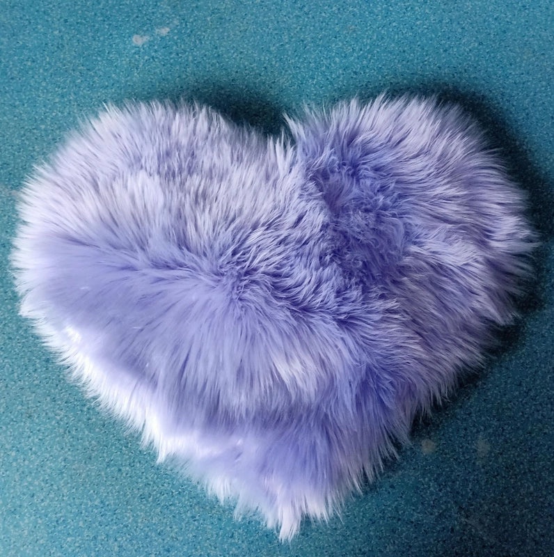 Heart Shape Solid Color Acrylic Carpet for Casual Home Decor|Home Decor & Flooring