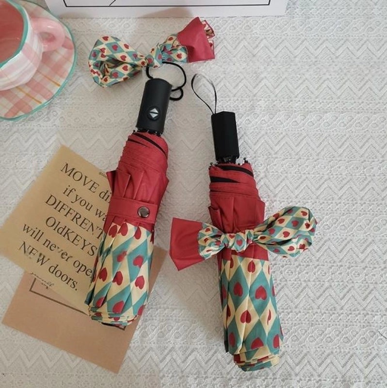 Vintage Heart-Shaped Steel Frame Umbrella for Rain Protection|Accessories and Rain Gear