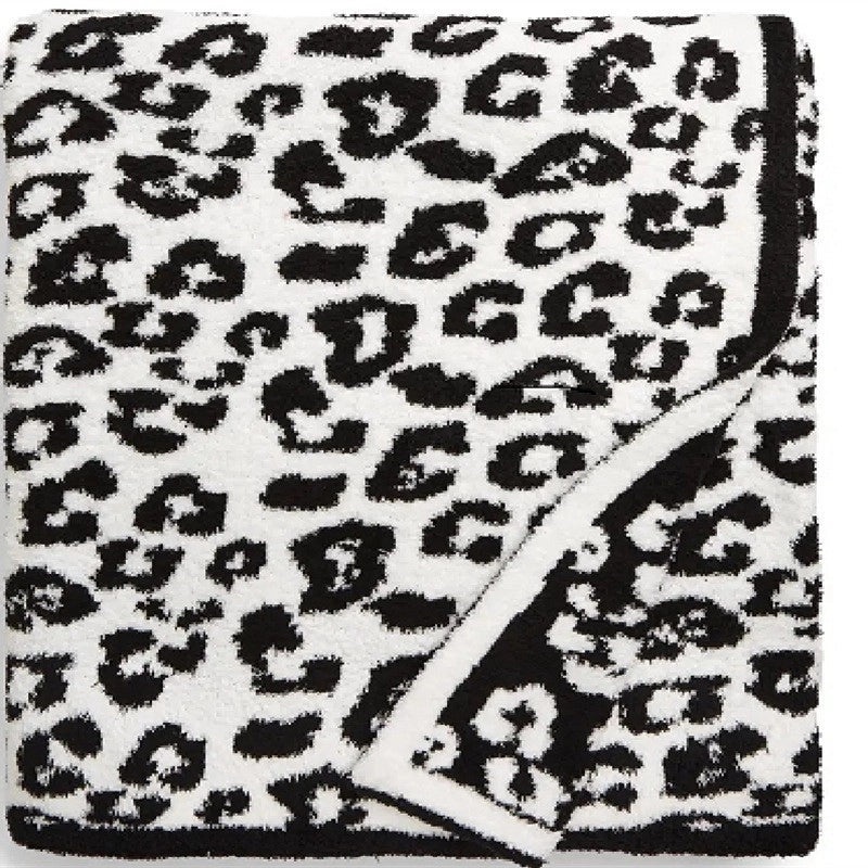 Leopard Print Polyester Throw Blanket for Couch and Sofa | Home Decor & Bedding