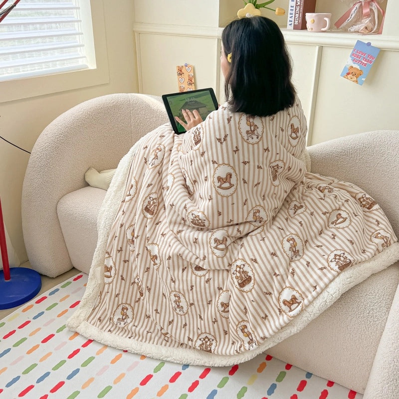 Cozy Heart-Shaped Animal Print Milk Fiber Blanket for Bedding | Home Textiles & Bedding