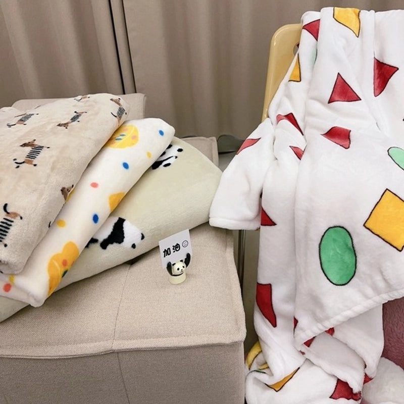 Cozy Cartoon Crayon Plush Flannel Blanket for Autumn Winter | Home & Living Bedding