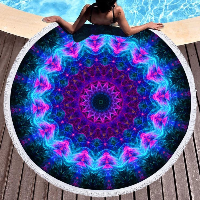 Ethnic Geometric Pattern Lightweight Microfiber Beach Towel for Casual Outdoor Use|Beach Towels