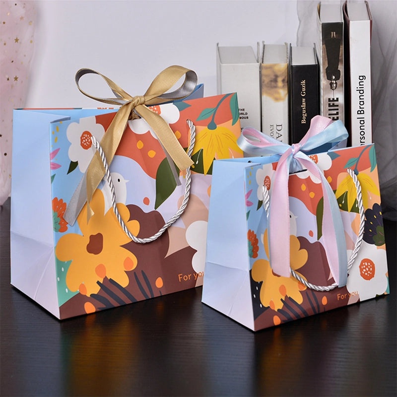 Exquisite White Cardboard Gift Bag with Double Ribbon Handles for Candy Packaging | Gift Bags & Packaging