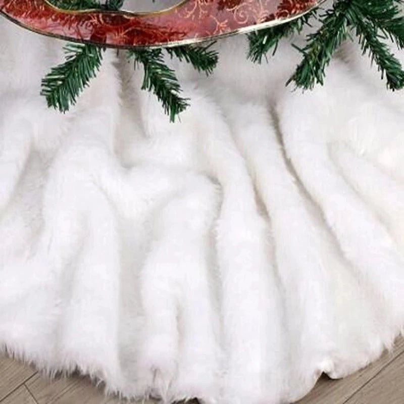 Pure White Rabbit & Snowflake Wool Christmas Tree Skirt | Christmas Tree Skirts & Skirts Accessories
