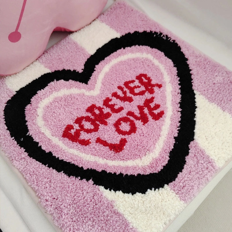 Elegant Nordic Heart-Shaped Polyester Cushion for Sofa and Couch Comfort|Home Decor Cushions