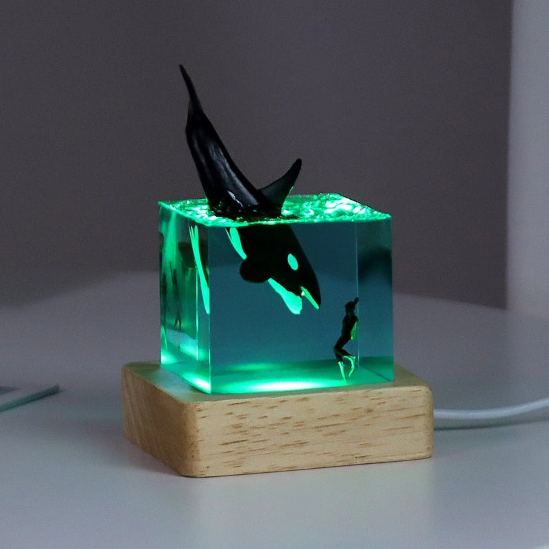 Minimalist Whale Resin LED Night Light for Daily Holiday Decor|Home Decor & Lighting