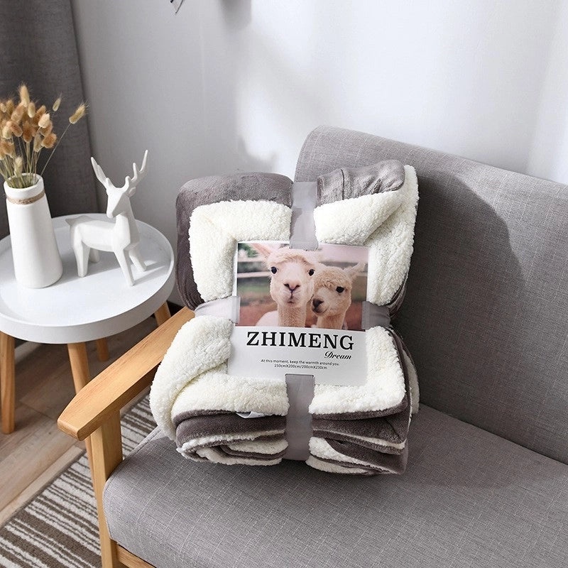 Cozy Retro Polyester Throw Blanket in Solid Color|Home Decor & Bedding