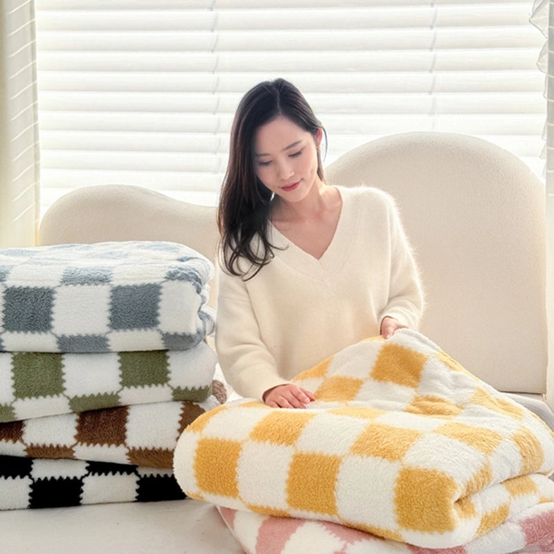 Elegant Casual Flannel Throw Blanket with Glam Lattice Pattern | Home Decor & Throw Blankets