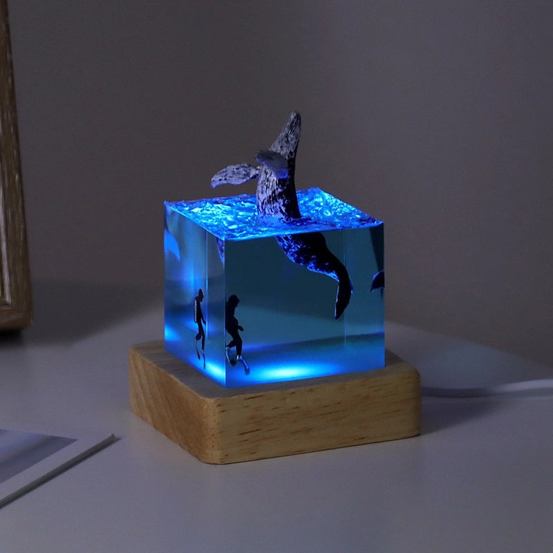Minimalist Whale Resin LED Night Light for Daily Holiday Decor|Home Decor & Lighting