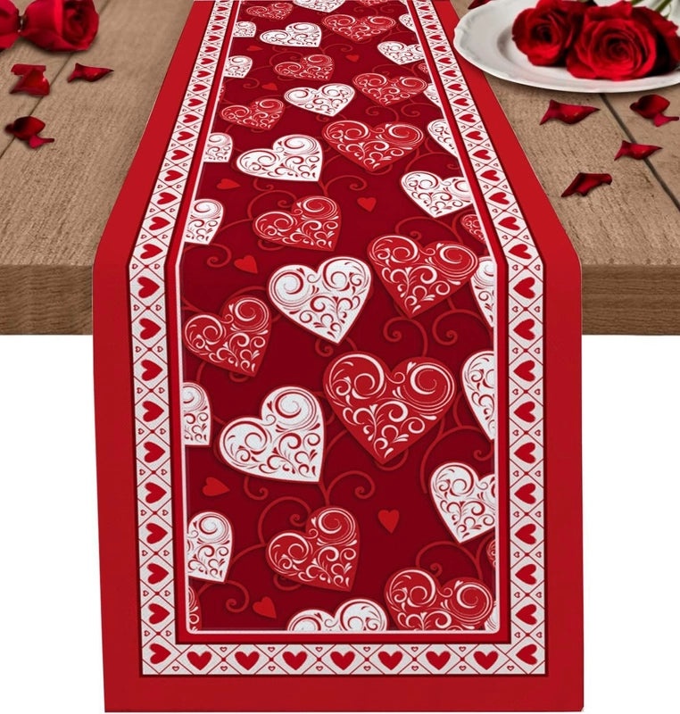 Romantic Heart Shape Rose Linen Table Runner for Valentine’s Day | Home Decor/Table Linens