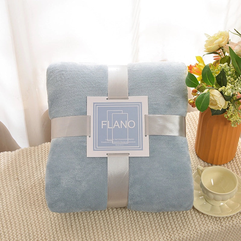 Cozy Solid Color Polyester Throw Blanket for Couch and Sofa | Home Decor & Textiles