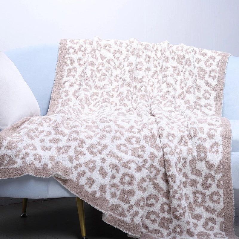Leopard Print Polyester Throw Blanket for Couch and Sofa | Home Decor & Bedding