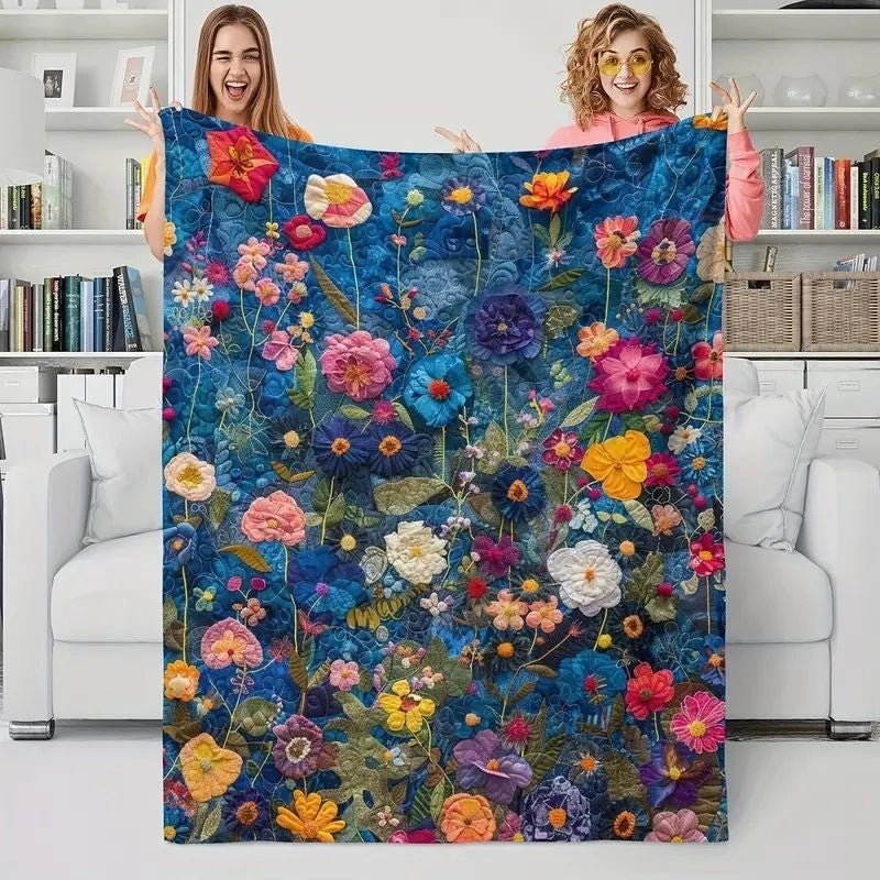 Cozy Double-Sided Velvet Blanket with Cute Cartoon Flower Design for Bedding|Home Textiles & Bedding