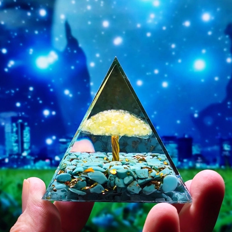 Crystal Ball Gravel Pyramid Resin Crafts Desktop Decoration Unique Station Ornament|Home Decor