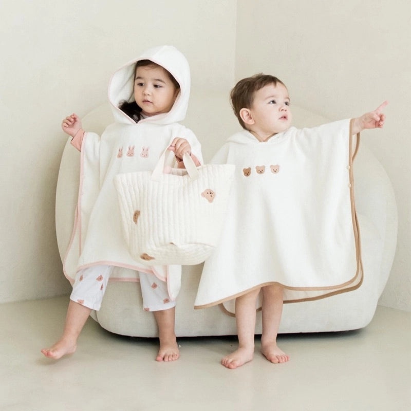 Kids Hooded Cotton Bathrobe Quick-Dry Absorbent Beach Towel for Boys and Girls|Children's Bath Towels and Robes