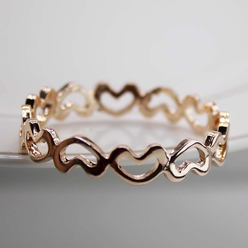 Elegant Red Heart Alloy Napkin Ring for Valentine's Day | Dining & Tabletop Accessories