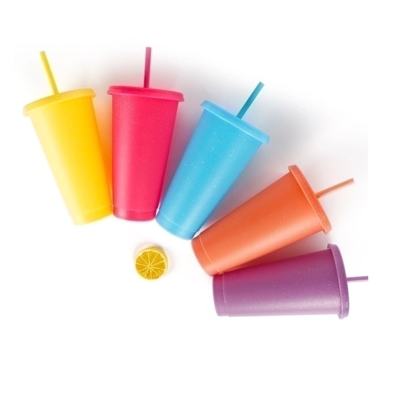 Stylish Minimalist Plastic Water Bottles|Kitchen & Dining