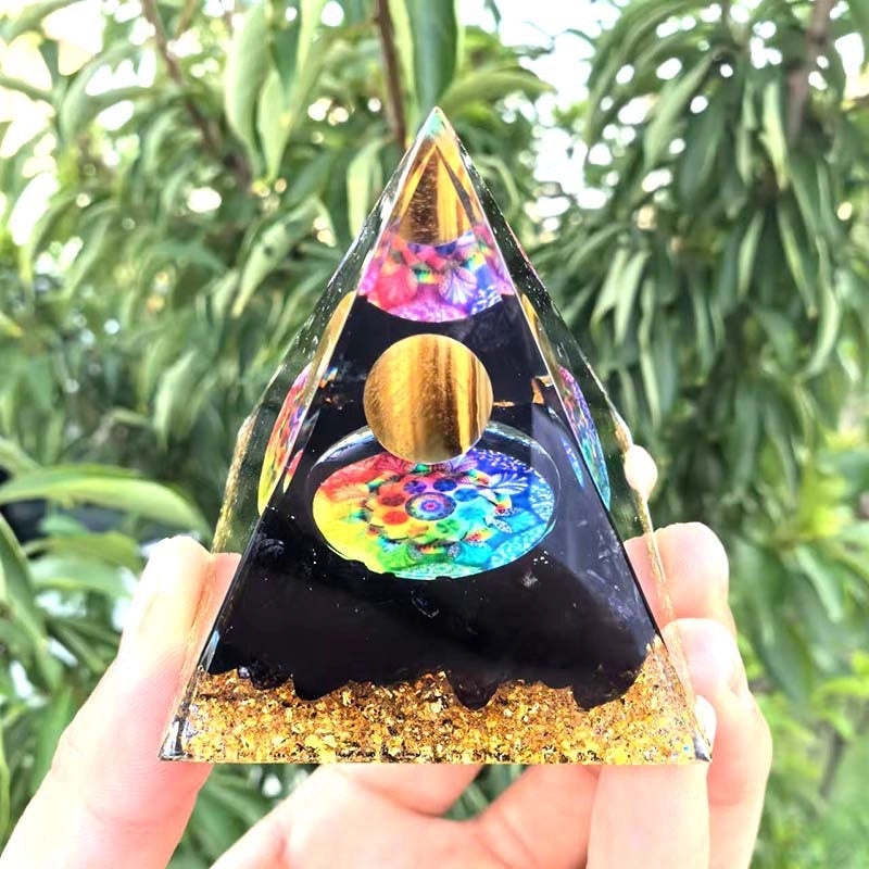 Casual Pyramid Resin Decorative Figurines Modern Home Decor Accents|Home Decor