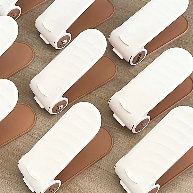 Adorable Bear Design Solid Color Plastic Organizer Rack | Home Storage & Organization