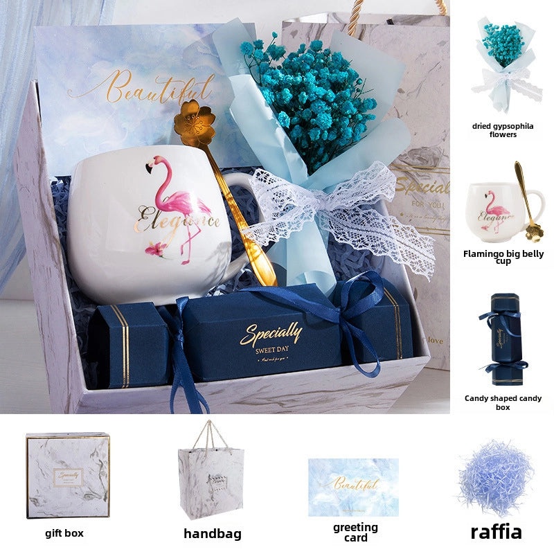 Holiday Ceramic Bear Towel with Handheld Fan and Cardboard for Christmas and Valentine’s Day|Seasonal Gift Sets