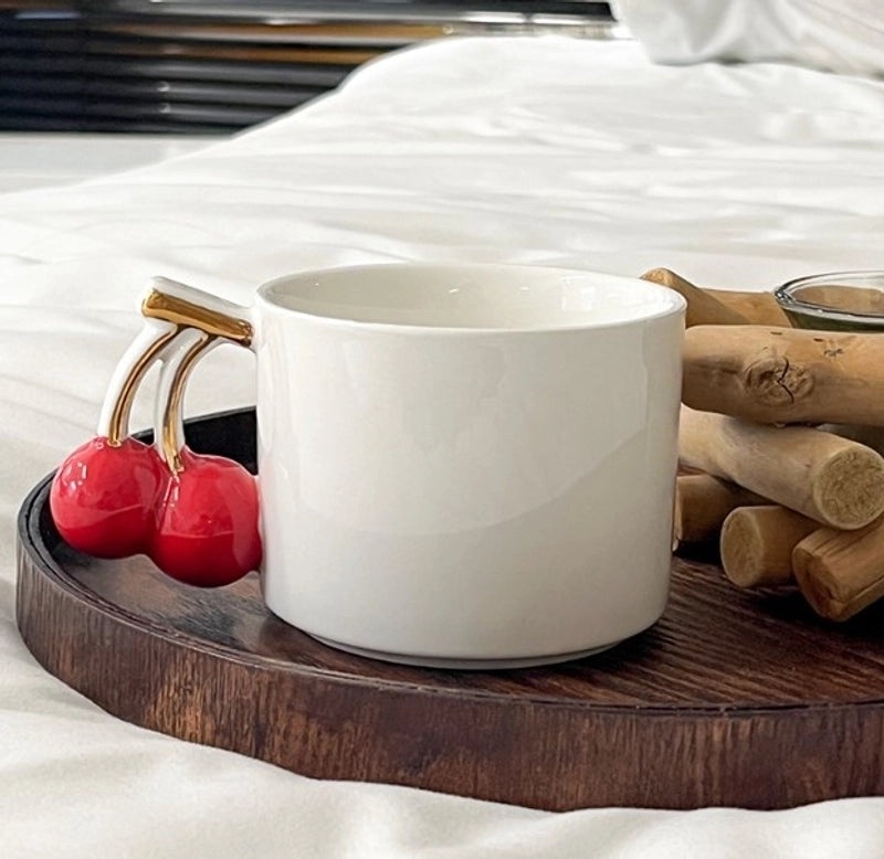 Minimalist White Porcelain Water Bottle Single Piece | Kitchen & Dining