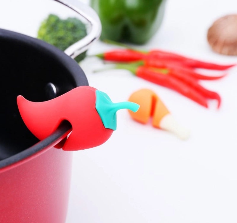 Adorable Carrot Silicone Cup Holder for Drinks|Drinkware Accessories