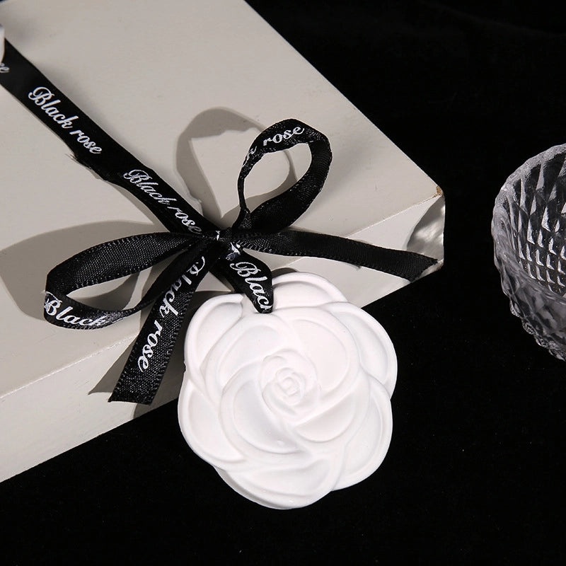 Natural Flower Scented Gypsum Soap Flakes for Everyday Use | Bath & Body Care