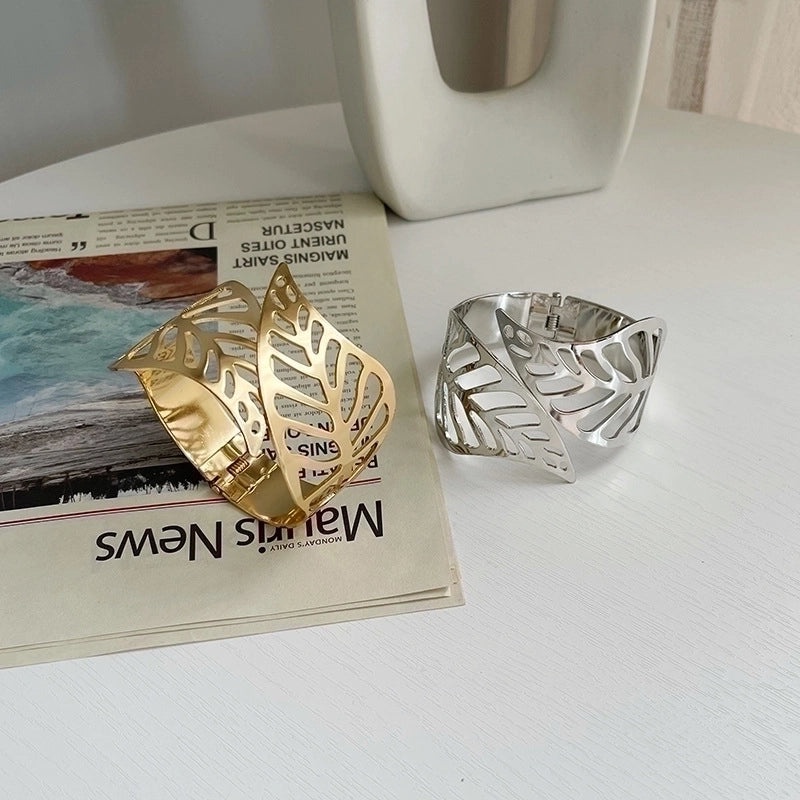 Metal Leaf Curtain Clips for Home Decor | Home & Living Accessories