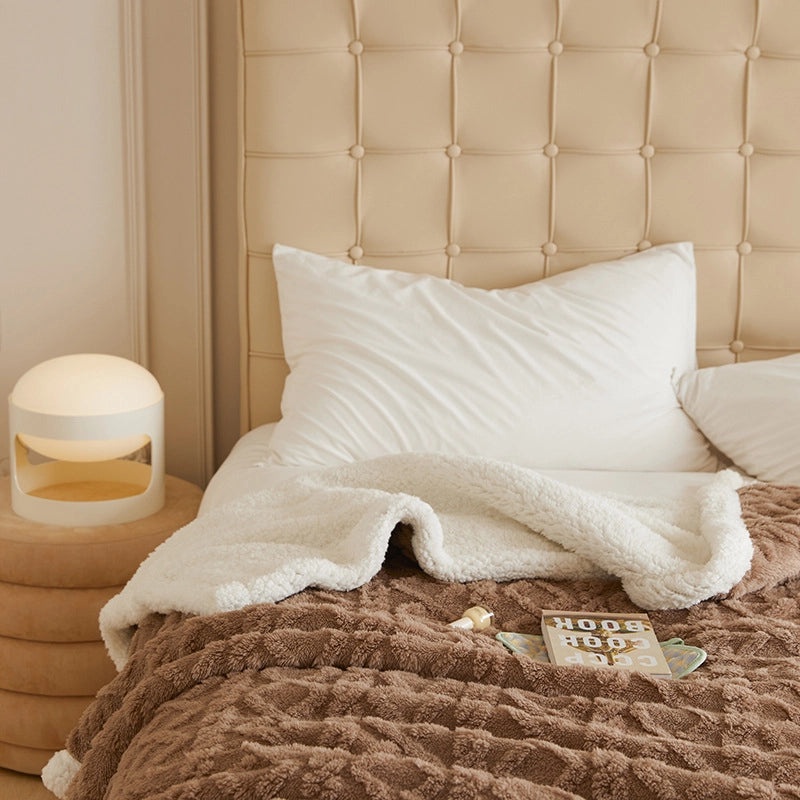 Soft Lambswool Velvet Blanket for Winter | Home & Living Textiles
