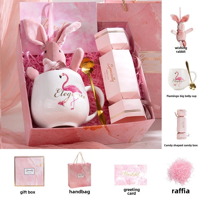 Holiday Ceramic Bear Towel with Handheld Fan and Cardboard for Christmas and Valentine’s Day|Seasonal Gift Sets