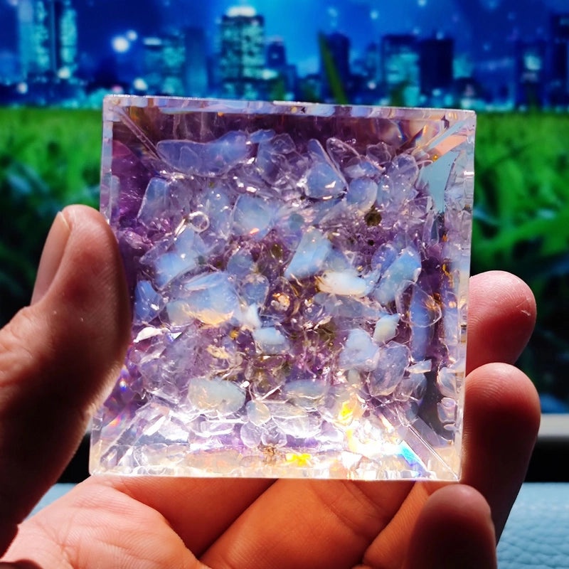 Crystal Ball Gravel Pyramid Resin Crafts Desktop Decoration Unique Station Ornament|Home Decor