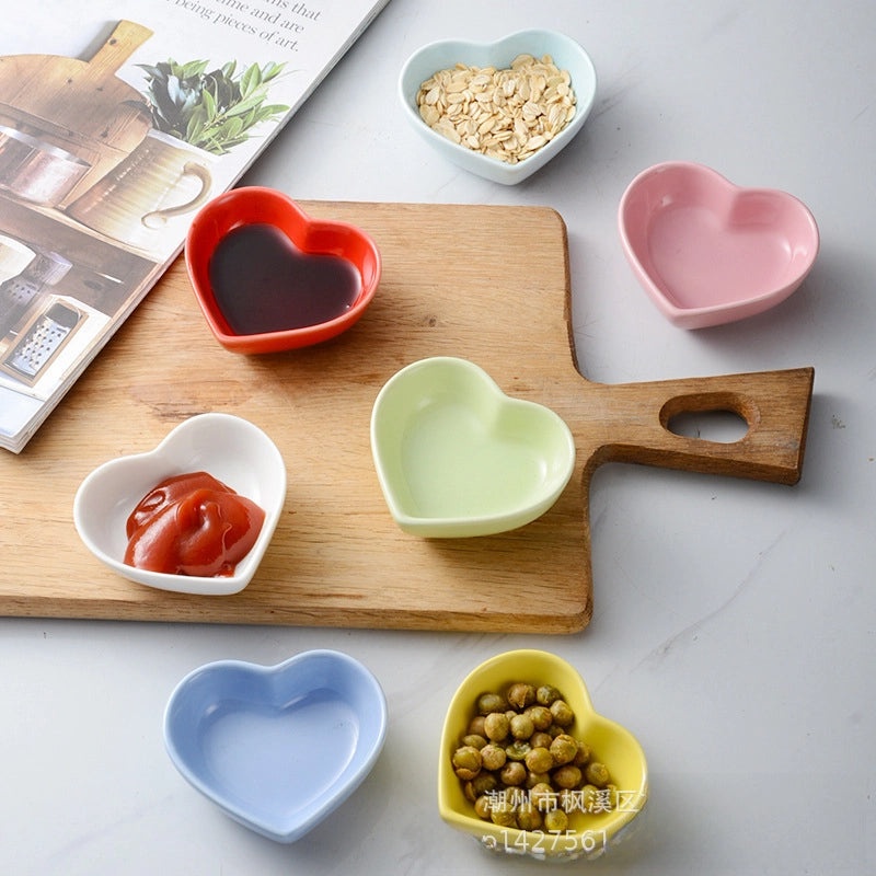 Japanese Heart-Shaped Ceramic Small Dipping Dish for Seasoning Dessert Snack | Kitchenware & Tableware