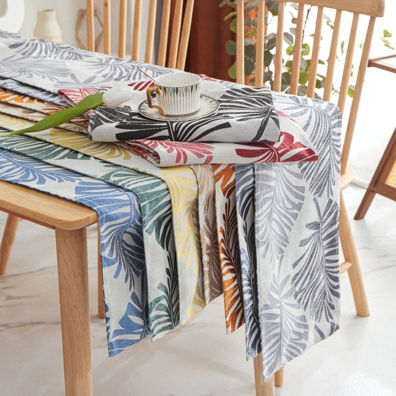 Elegant Minimalist Leaf Design Polyester Tablecloth for Casual and Formal Dining|Table Linens & Covers