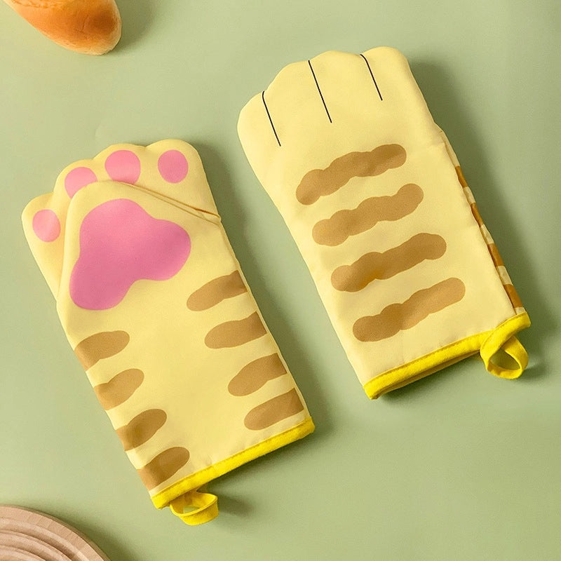 Cotton Heat Resistant Gloves with Minimalist Polka Dot Design|Kitchen & Dining Accessories