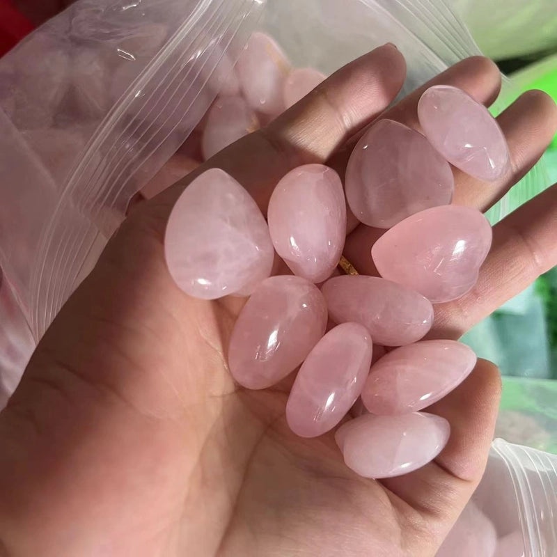 Minimalist Heart-Shaped Rose Quartz Crystal Decor | Home Decor