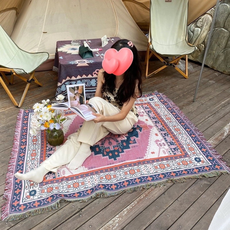 Retro Casual Cotton Tapestry with Color Block Totem Design|Home Decor Wall Hangings