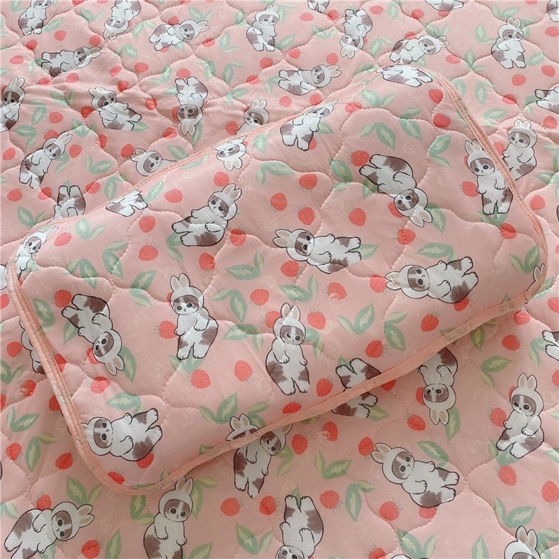 Cool Quilted Summer Pillow Mat with Mofusand Bread Thief Design Ugly Fish Print|Home & Living/Table Linens & Textiles