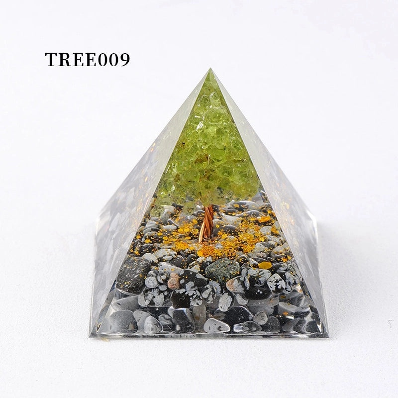 Minimalist Natural Crystal Pyramid Ornament Small Conical Decorative Crystal Piece|Home Decor Accessories
