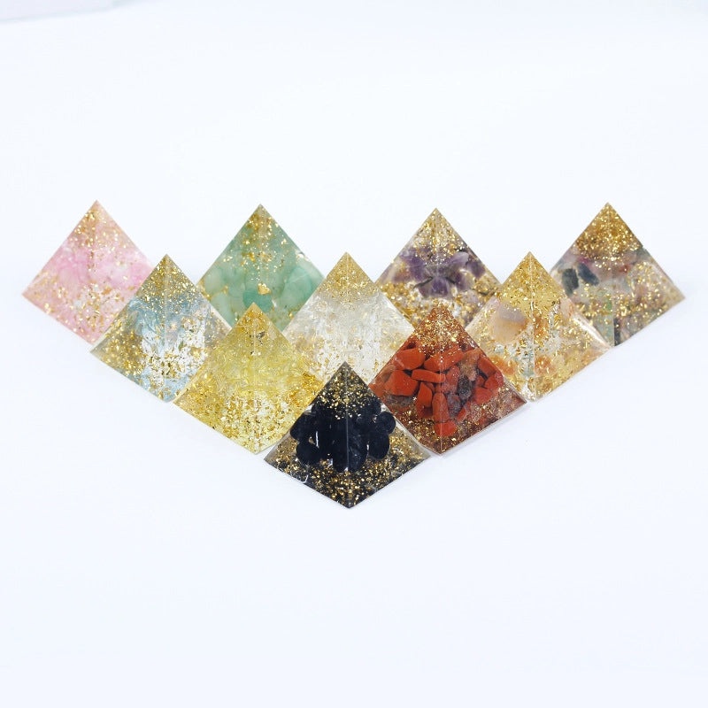 Minimalist Chinoiserie Triangle Resin Crystal Ornament|Home Decor & Decorative Accessories