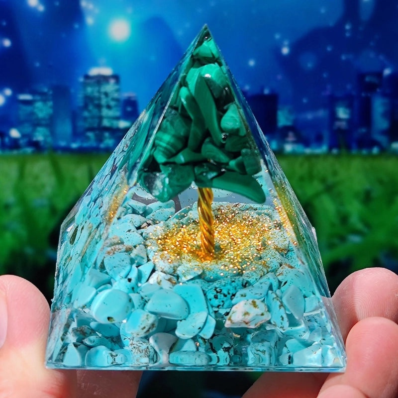 Crystal Ball Gravel Pyramid Resin Crafts Desktop Decoration Unique Station Ornament|Home Decor