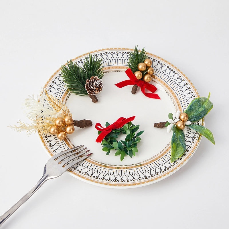 Elegant Christmas Leaf Napkin Ring | Holiday Table Decor