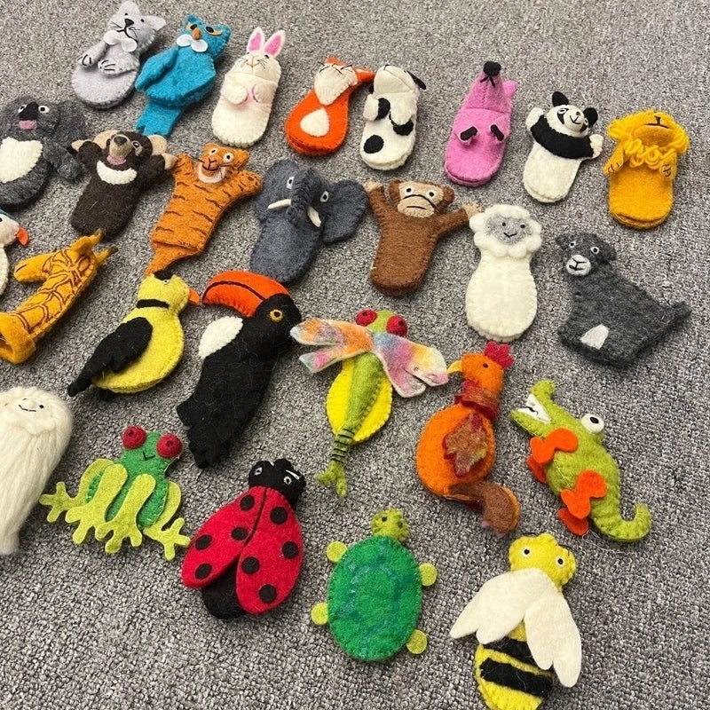 Minimalist Animal Color Block Canvas Jewelry Accessory | Jewelry Accessories