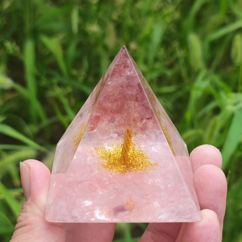 Crystal Ball Gravel Pyramid Resin Crafts Desktop Decoration Unique Station Ornament|Home Decor