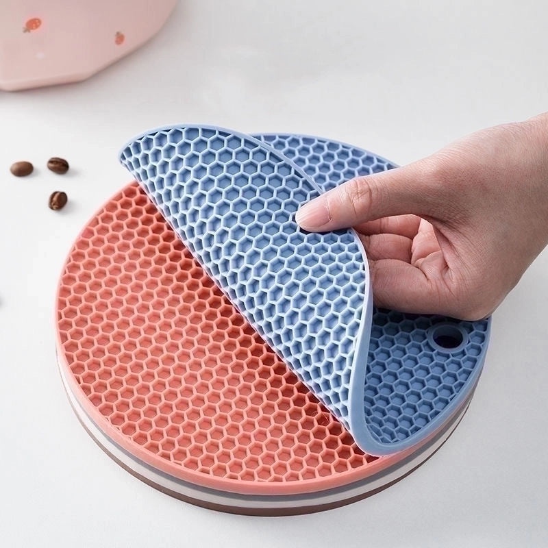 Round Thick Honeycomb Silicone Non-Slip Heat Resistant Dining Table Cushion Potholder Easy to Clean|Kitchen Accessories