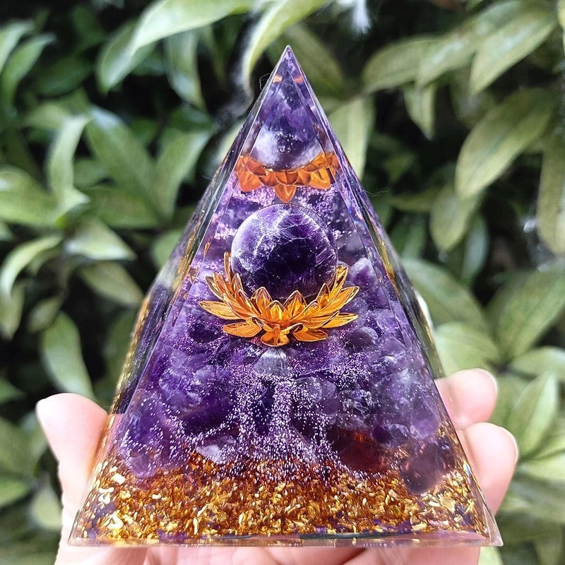 Classic Geometric Acrylic Crystal Pyramid Decor|Home Decor